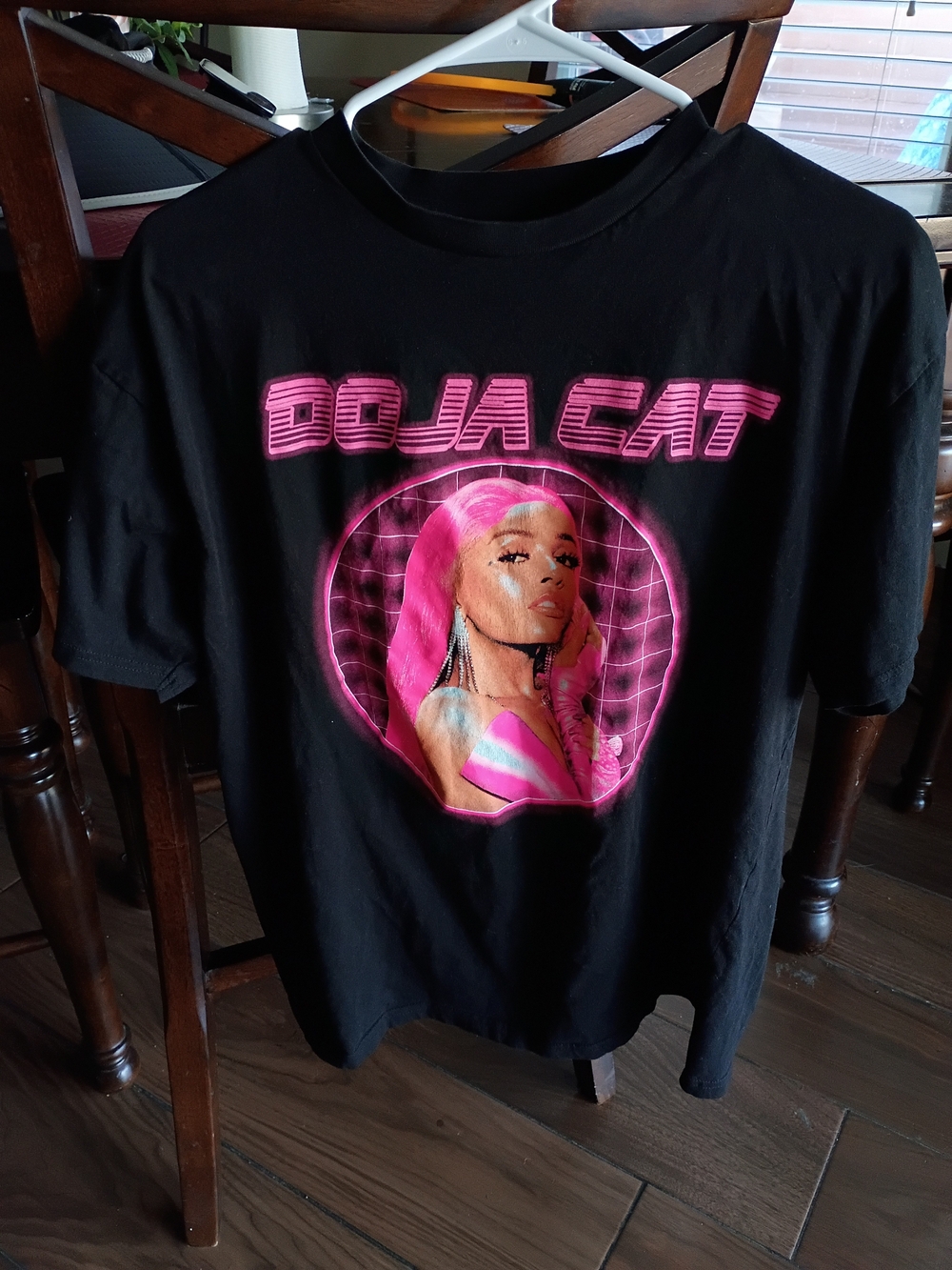 Hot Topic Doja Cat Black Tee with Pink Graphic